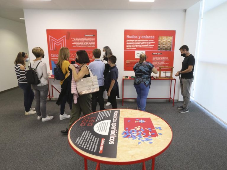 Lee más sobre el artículo Primeras visitas guiadas al museo de las matemáticas de Huesca