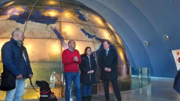 Lee más sobre el artículo El Planetario de Aragón acerca el cielo a los invidentes