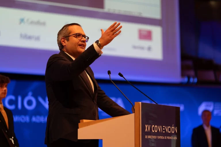 Lee más sobre el artículo CARLOS ORTAS GANADOR DEL PREMIO ADEA 2024 EN LA CATEGORÍA DIRECTIVO HUESCA