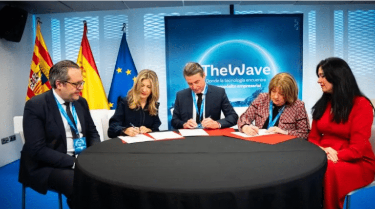 Lee más sobre el artículo WALQA IMPULSA LA FORMACIÓN TECNOLÓGICA EN HUESCA CON UN ACUERDO ENTRE EL GOBIERNO DE ARAGÓN E INETUM