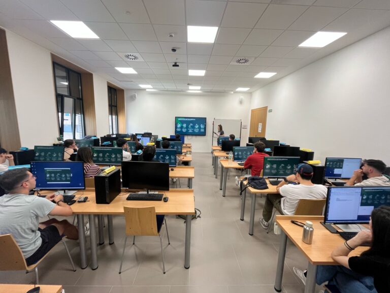 Lee más sobre el artículo SONEA COLABORA CON LA UNIVERSIDAD DE ZARAGOZA EN LA FORMACIÓN EN SIG Y TELEDETECCIÓN