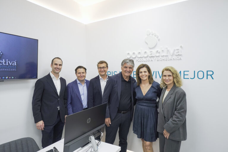 Lee más sobre el artículo TONI NADAL Y ABDÓN PRATS ACOMPAÑAN A PODOACTIVA EN LA INAUGURACIÓN DE SU CUARTA CLÍNICA EN MALLORCA