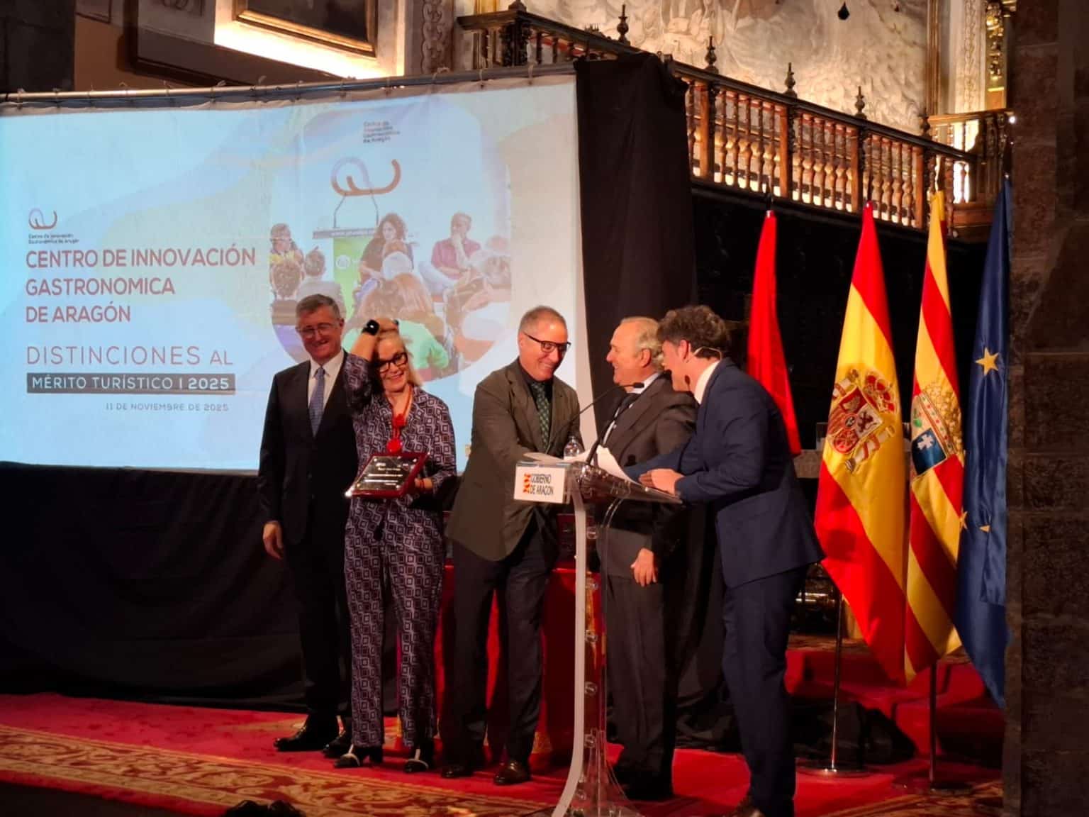 En este momento estás viendo EL CIGA RECIBE LA PLACA AL MÉRITO TURÍSTICO DEL GOBIERNO DE ARAGÓN