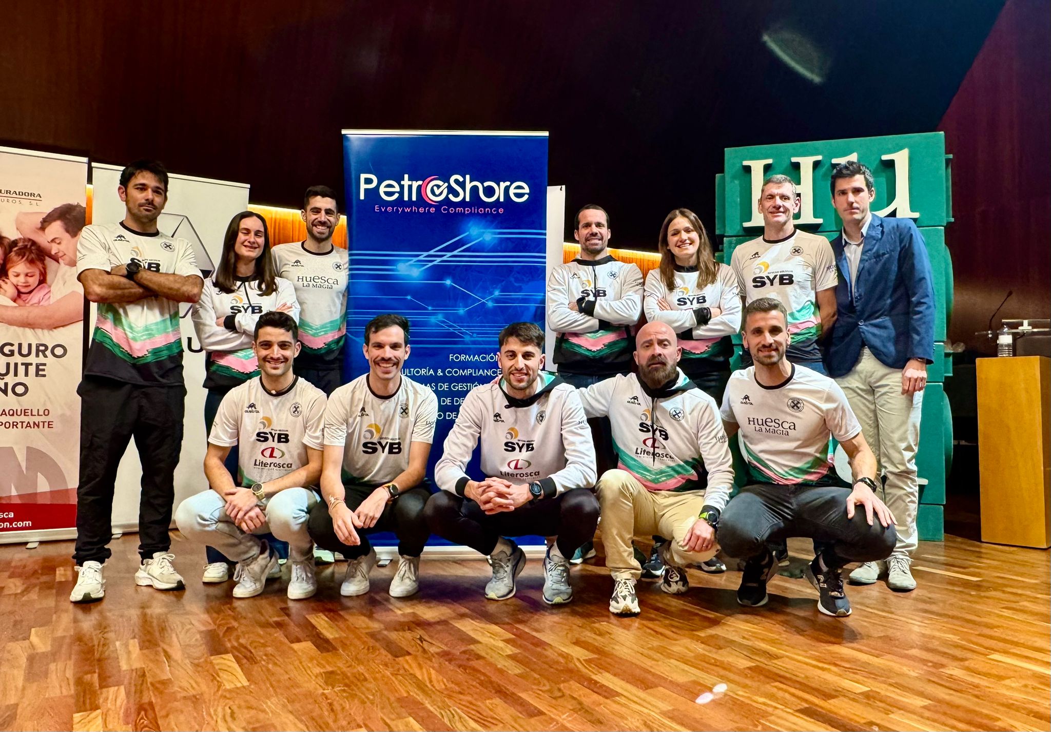 Lee más sobre el artículo PETROSHORE APOYA AL EQUIPO DE TRIATLÓN DEL CLUB CICLISTA OSCENSE