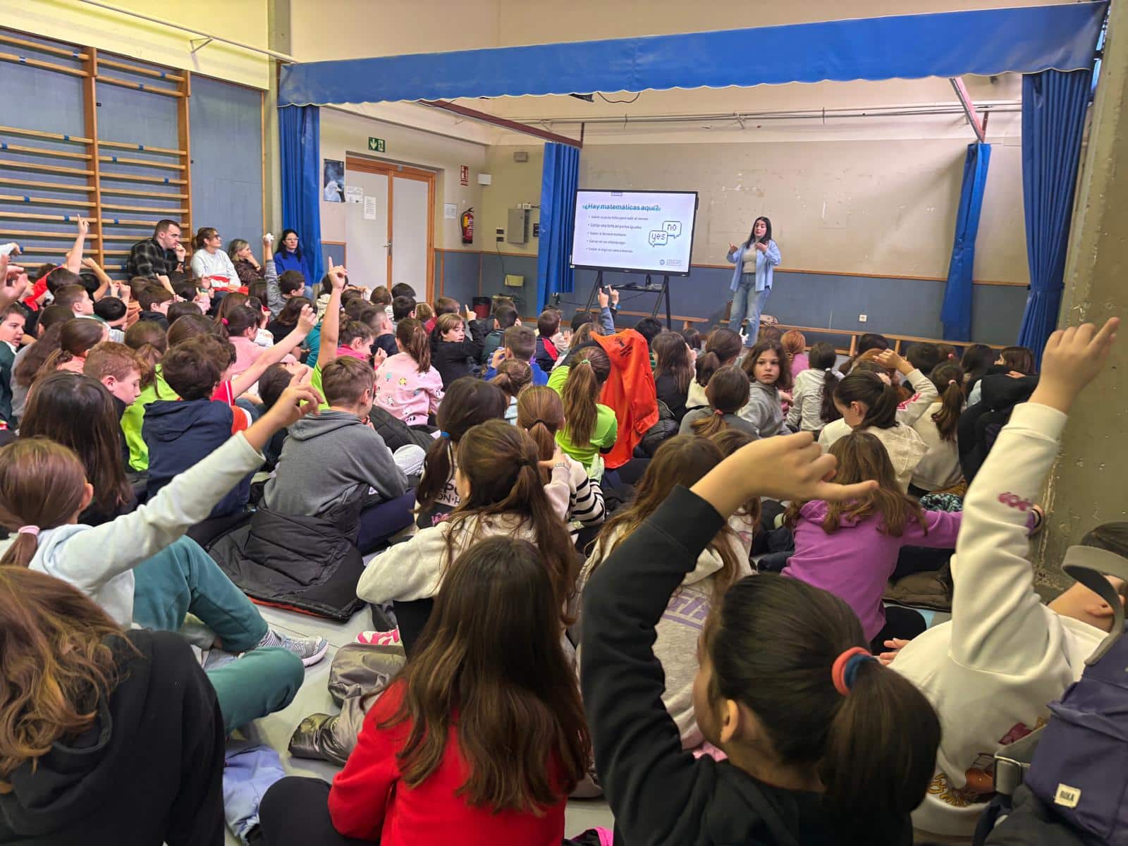 Lee más sobre el artículo LETSTAT ACERCA LA CIENCIA A LAS AULAS EN EL 11F